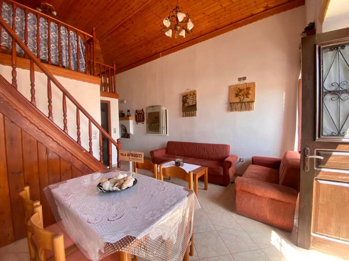 Villa Afroditi Халки Экстерьер фото